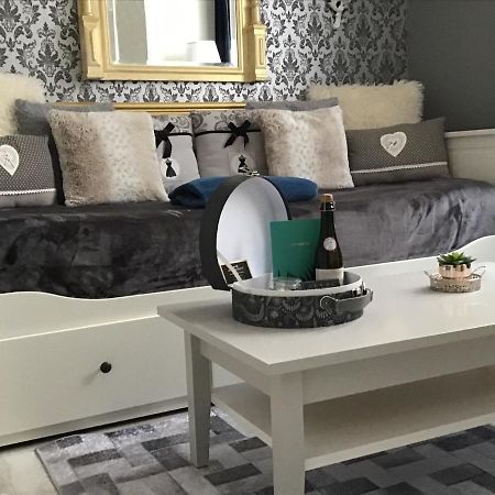 Appartement Medicis Avec Garage Honfleur Buitenkant foto