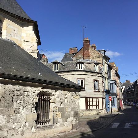 Appartement Medicis Avec Garage Honfleur Buitenkant foto