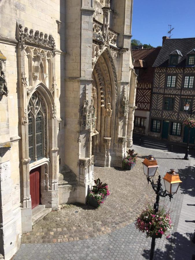 Appartement Medicis Avec Garage Honfleur Buitenkant foto